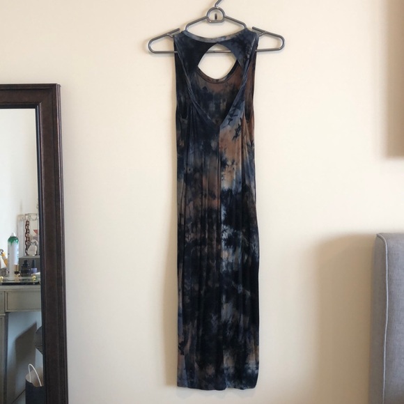 Tie Dye Bodycon Midi Dress 🔥💥 - Picture 5 of 5